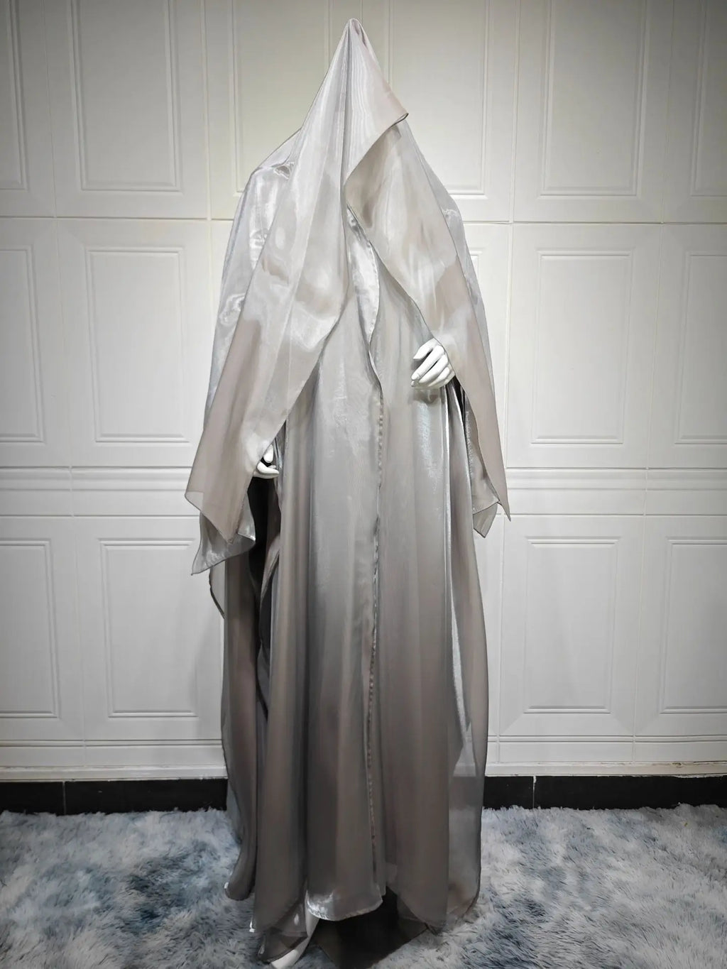 Metallic Mist Abaya